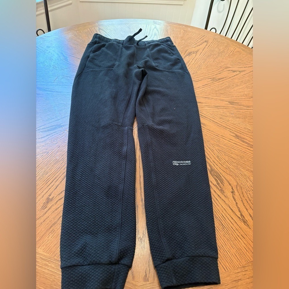 Abercrombie Kids YPB Navy Quilted Joggers size 15/16 - Picture 6 of 6